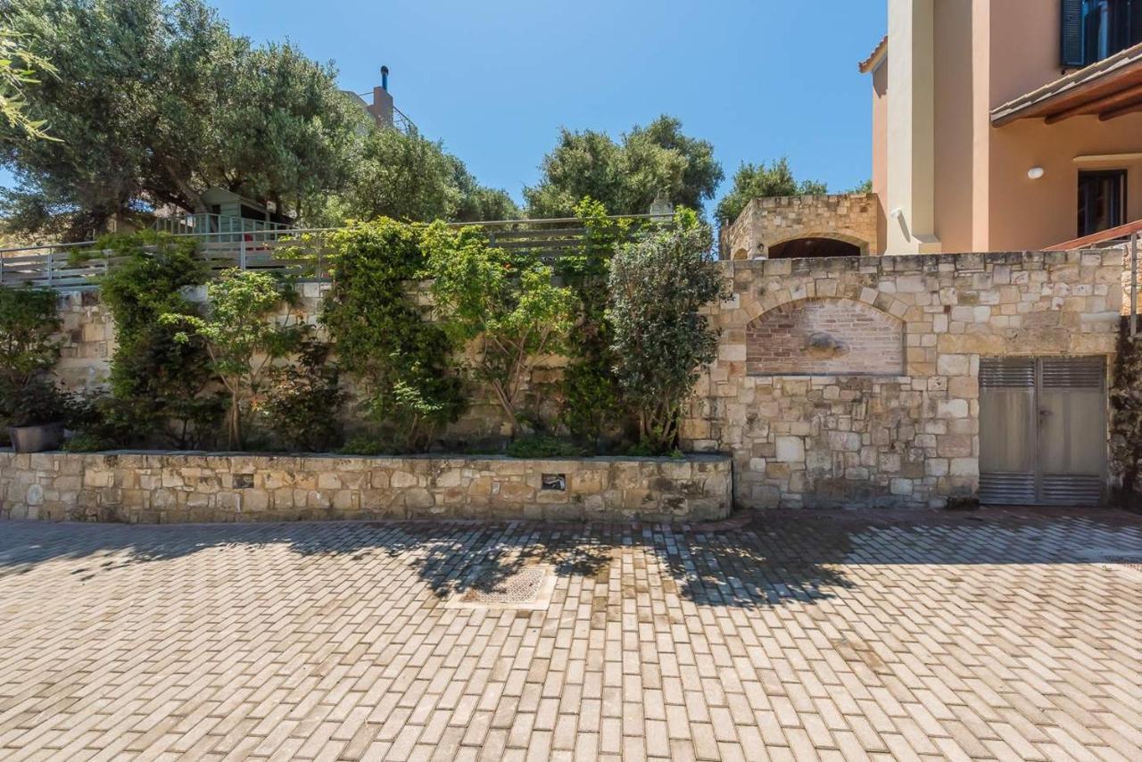 Margarita'S Villas Chrissi Akti Chania Exterior foto