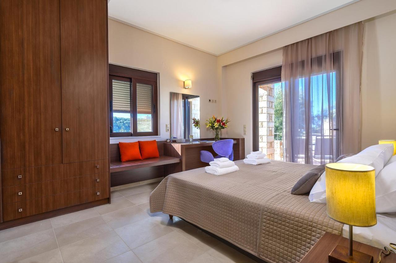 Margarita'S Villas Chrissi Akti Chania Exterior foto