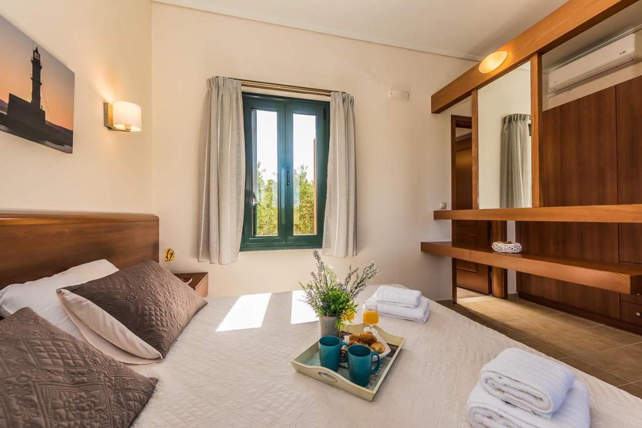 Margarita'S Villas Chrissi Akti Chania Exterior foto